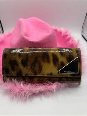 Leopard print patent leather long wallet from the Japanese fashion brand